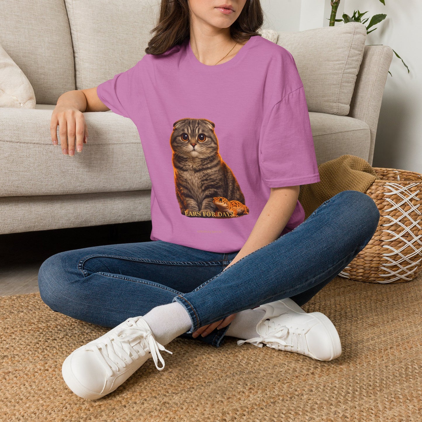 Scottish Fold — Ears For Days — photoreal cat breed portraits paired with tiny gecko compani. Gold Gecko Co. Cats & Geckos collection.