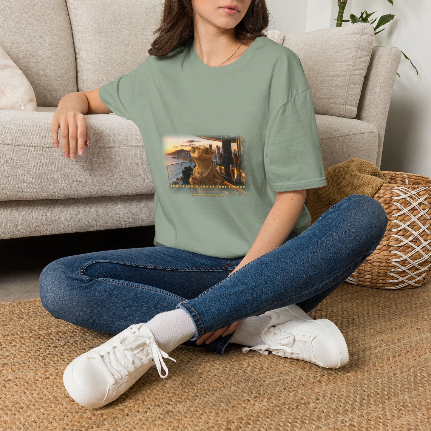Gold Gecko Co.™ | Out of Office | Crested Gecko | Comfort Colors 6500