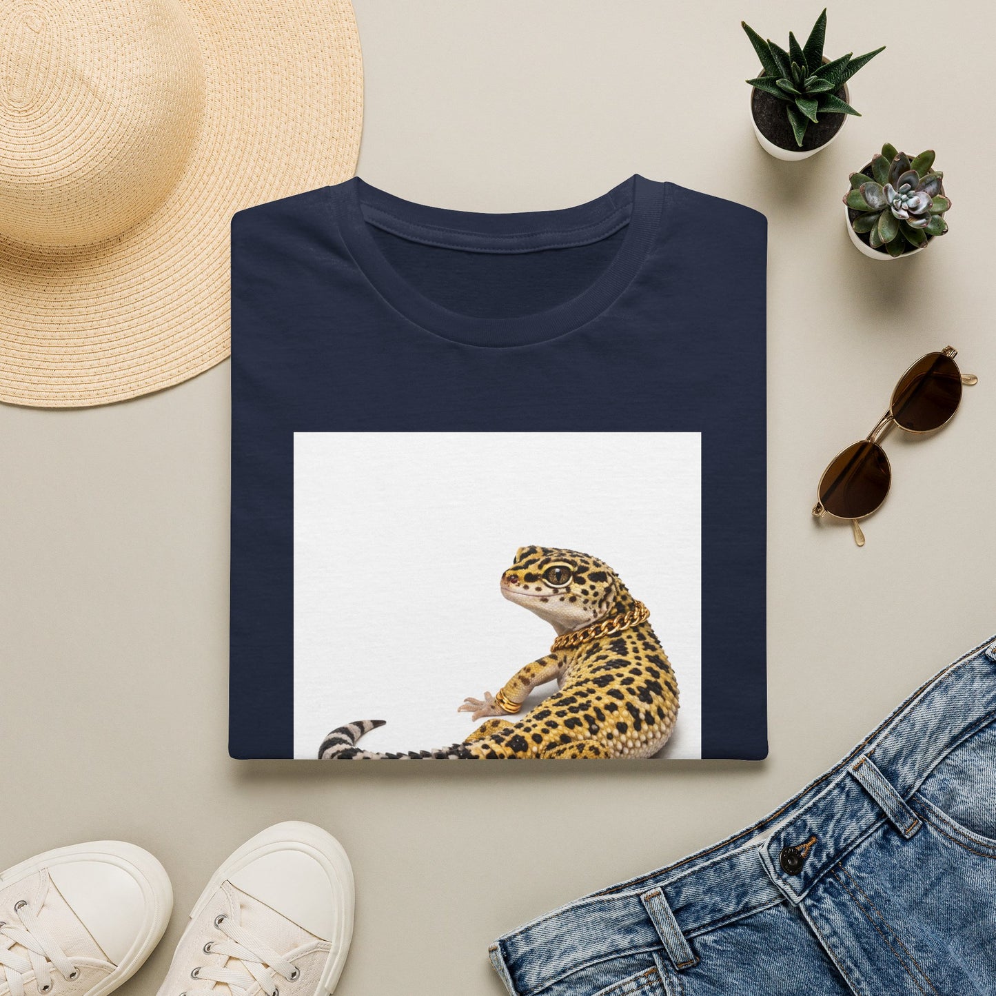 Gold Gecko Co.™ | Side Eye | Leopard Gecko | Comfort Colors 6500