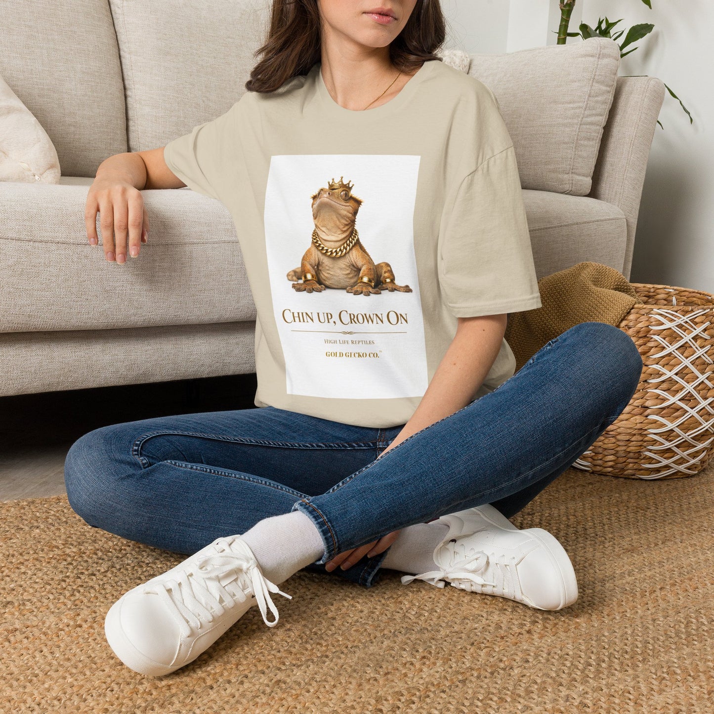 Col1102-1-V1-TS-CC6500-ChinUpCrownOn-Crested-GoldGeckoCo