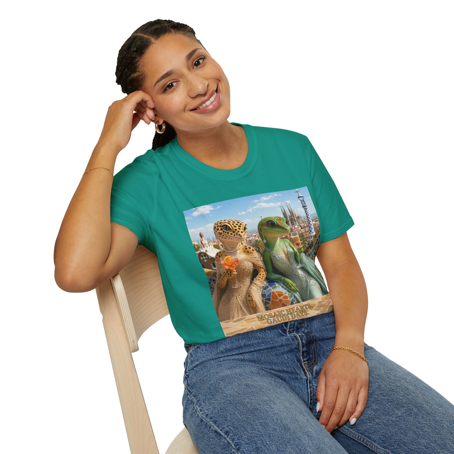 Col1137-02-V9-TS-CC6500-ParkGuell-MosaicHearts-GoldGeckoCo