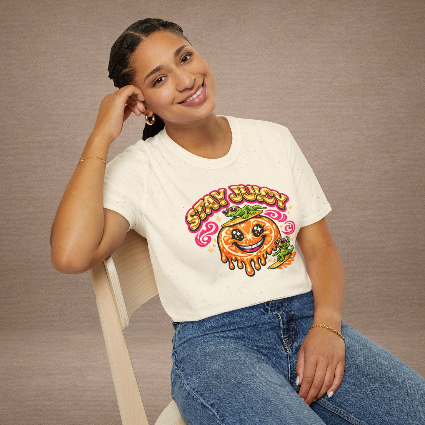 Stay Juicy retro chrome orange & gecko graphic t-shirt — Gold Gecko Co.