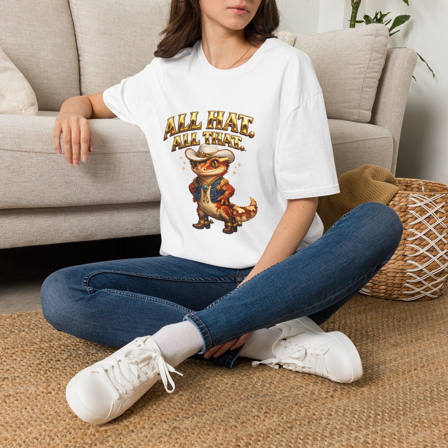 Design #09-2 - Cowgirl Gecko - "All Hat, All That"
