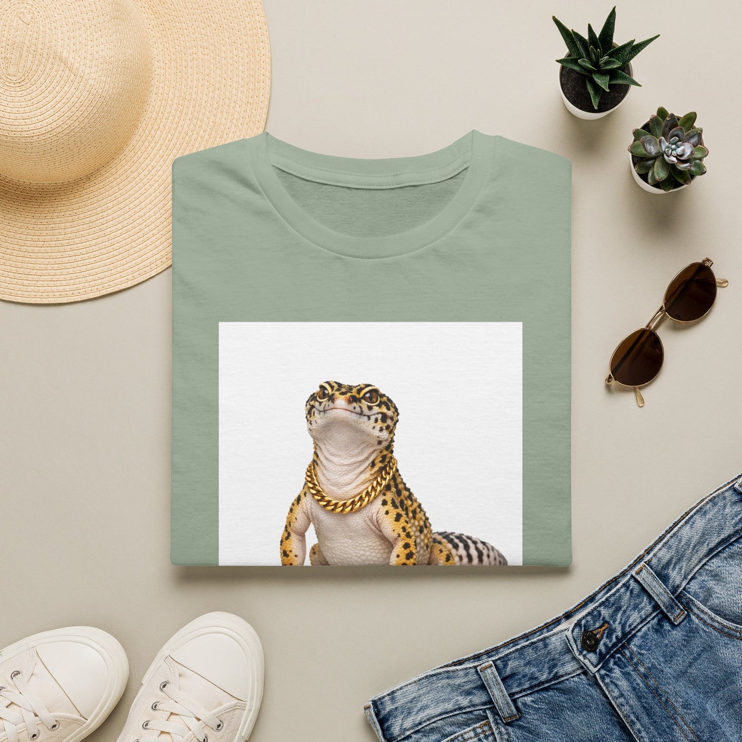 Gold Gecko Co.™ | Standing | Leopard Gecko | Comfort Colors 6500