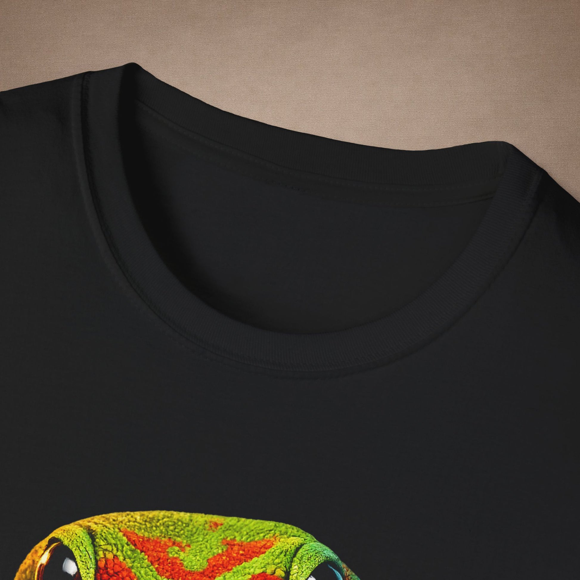 Day Gecko — Emerald Royalty — photoreal reptile portraits — the ultimate herp appreciation. Gold Gecko Co. Reptile Roll Call collection.