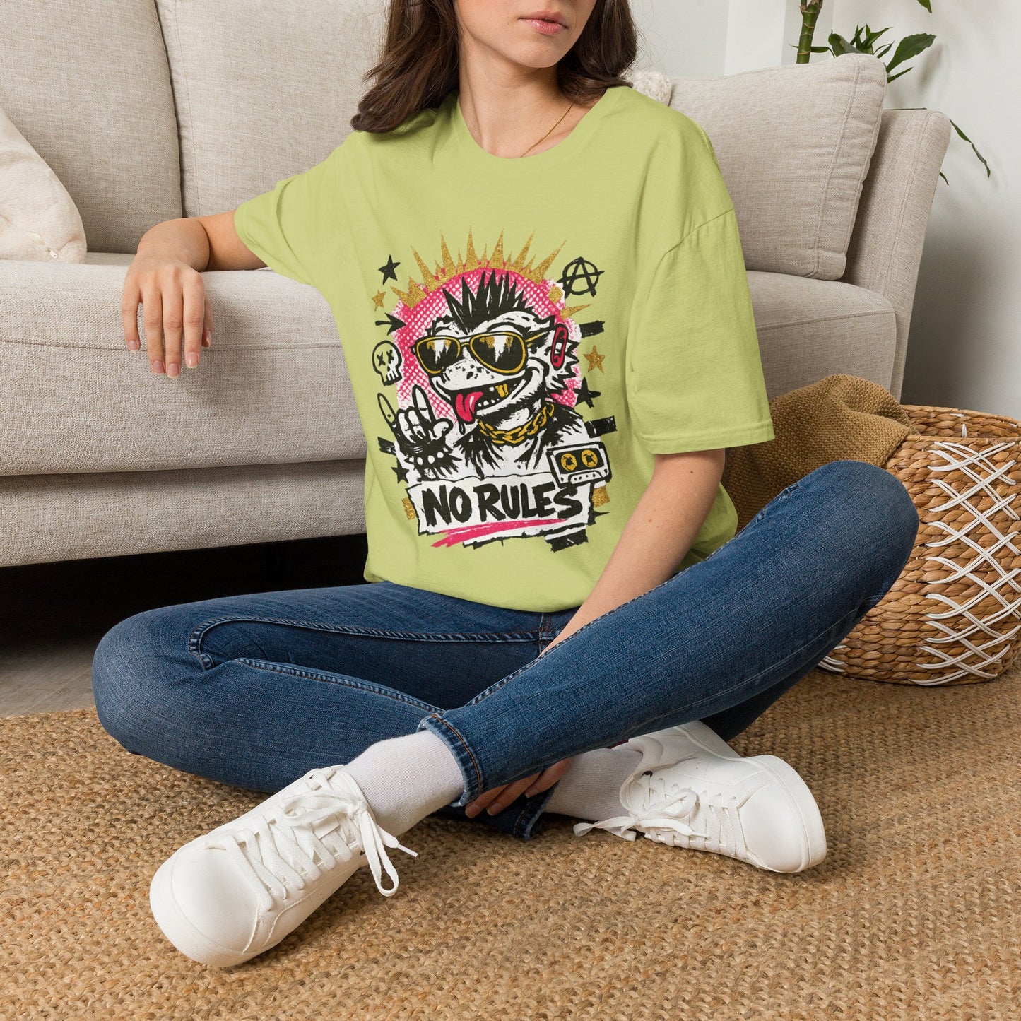 Col1190-01-V2-TS-CC6500-Sk8GeckoZine-GoldGeckoCo
