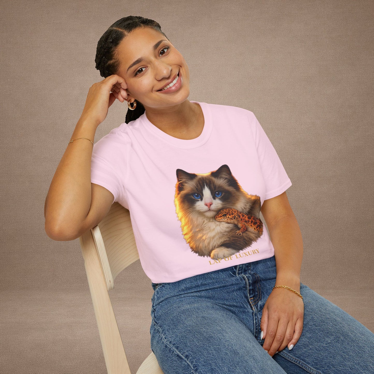 Ragdoll — Lap Of Luxury — photoreal cat breed portraits paired with tiny gecko compani. Gold Gecko Co. Cats & Geckos collection.