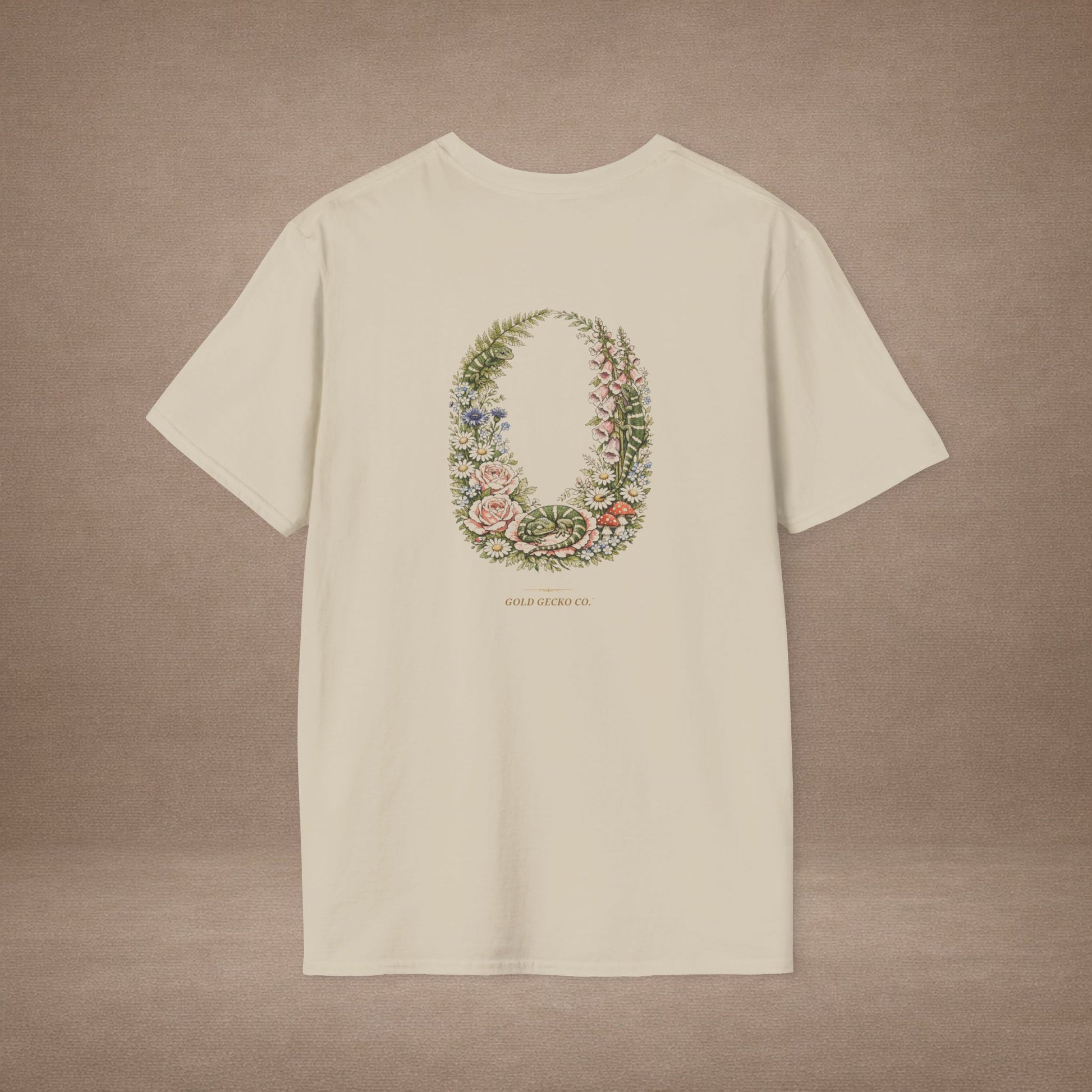 Garden Gecko leopard gecko t-shirt with botanical ferns, mushrooms, and daisies — Gold Gecko Co. cottagecore collection
