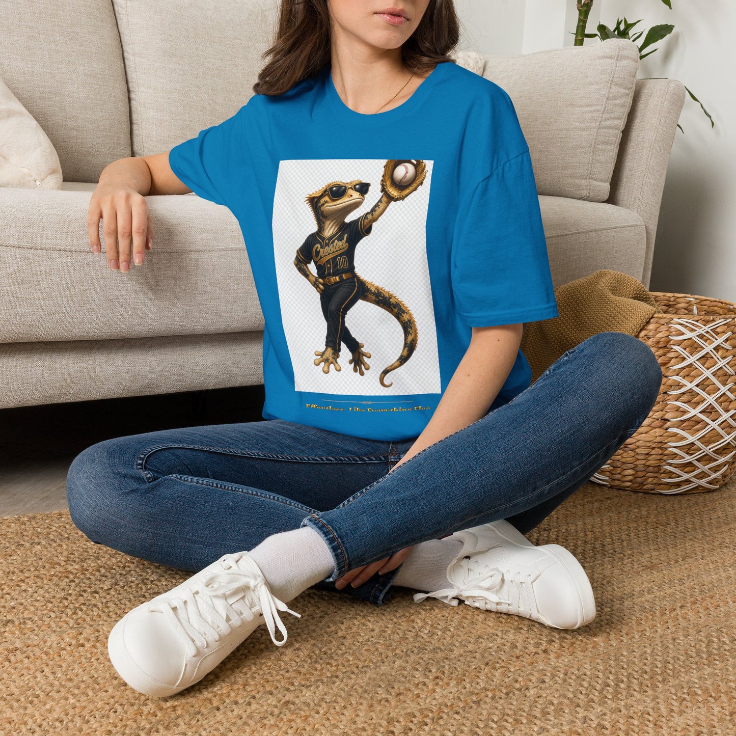 Gold Gecko Co. | Effortless. Like Everything Else. | Outfielder Gecko Tee