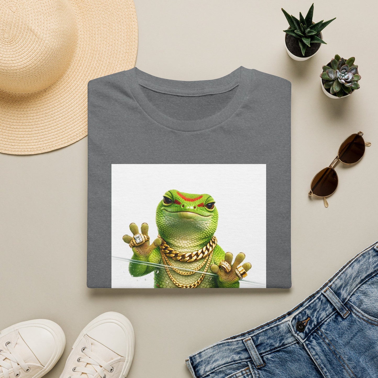 Gold Gecko Co.™ | Glass | Day Gecko | Comfort Colors 6500