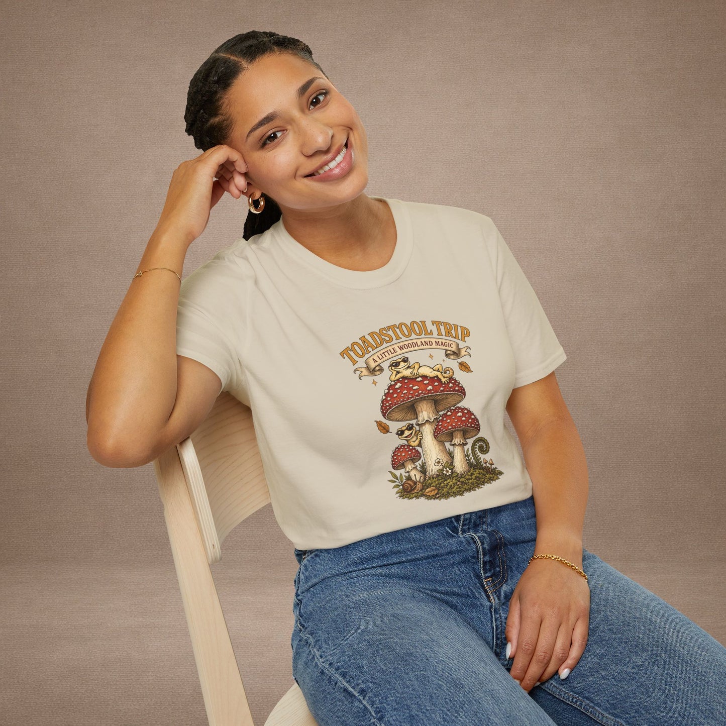 Toadstool Trip cottagecore mushroom & gecko t-shirt — Gold Gecko Co.