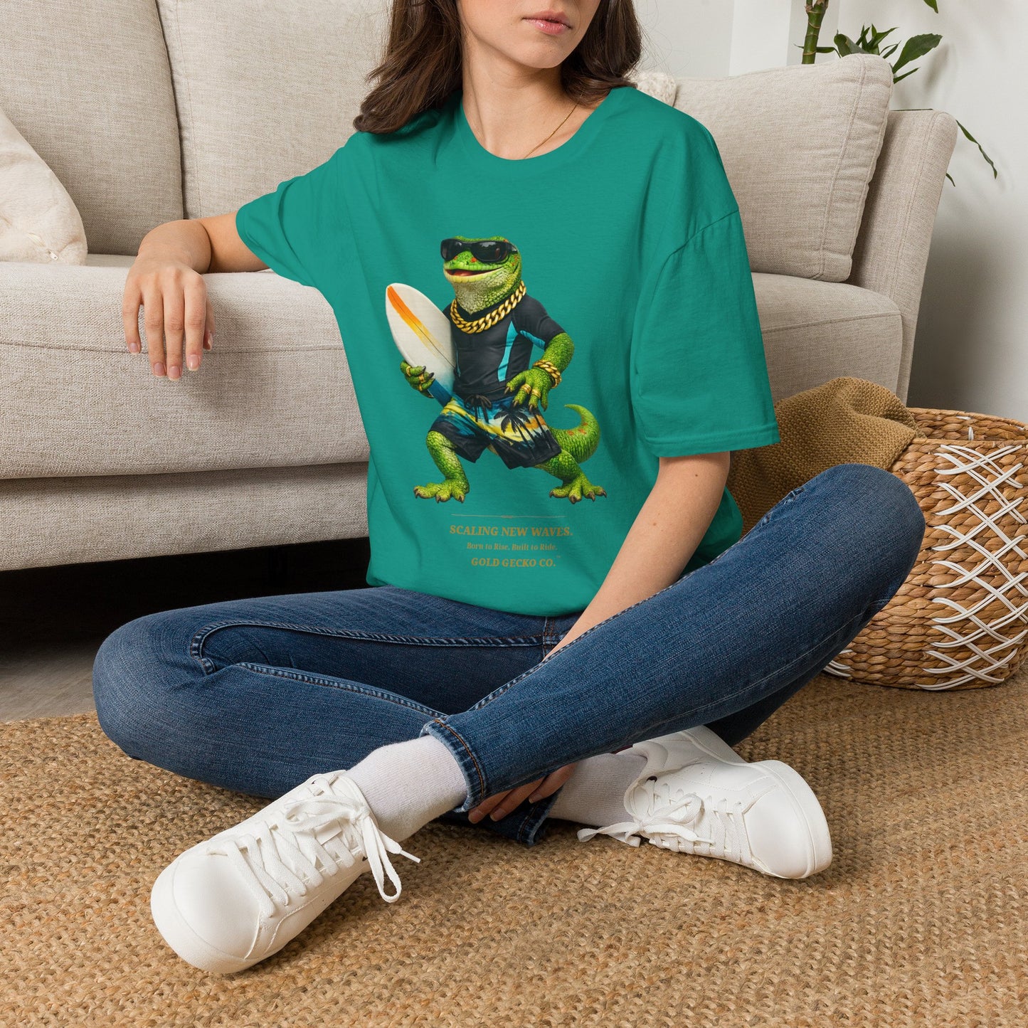 Gold Gecko Co.™ | Scaling Waves | Crested Gecko | Comfort Colors 6500