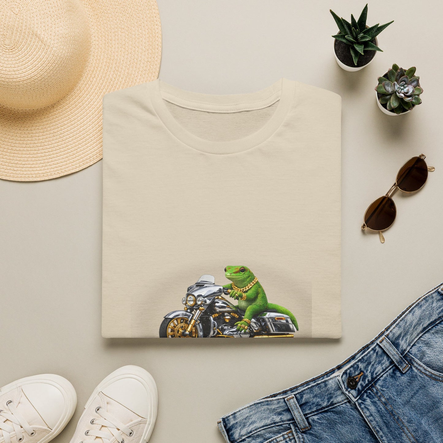 Gold Gecko Co.™ | Day Gecko Bagger | Day Gecko | Comfort Colors 6500