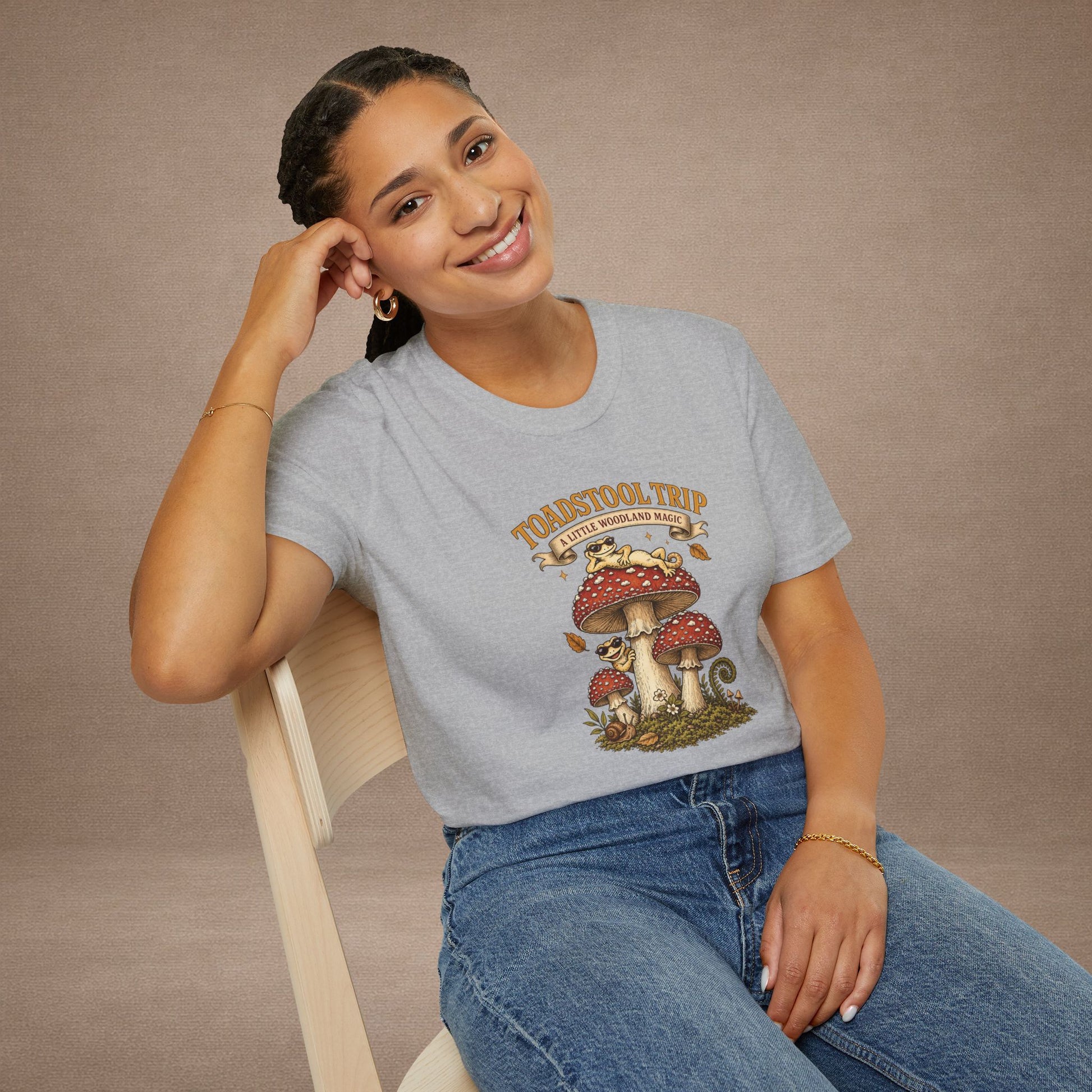 Toadstool Trip cottagecore mushroom & gecko t-shirt — Gold Gecko Co.