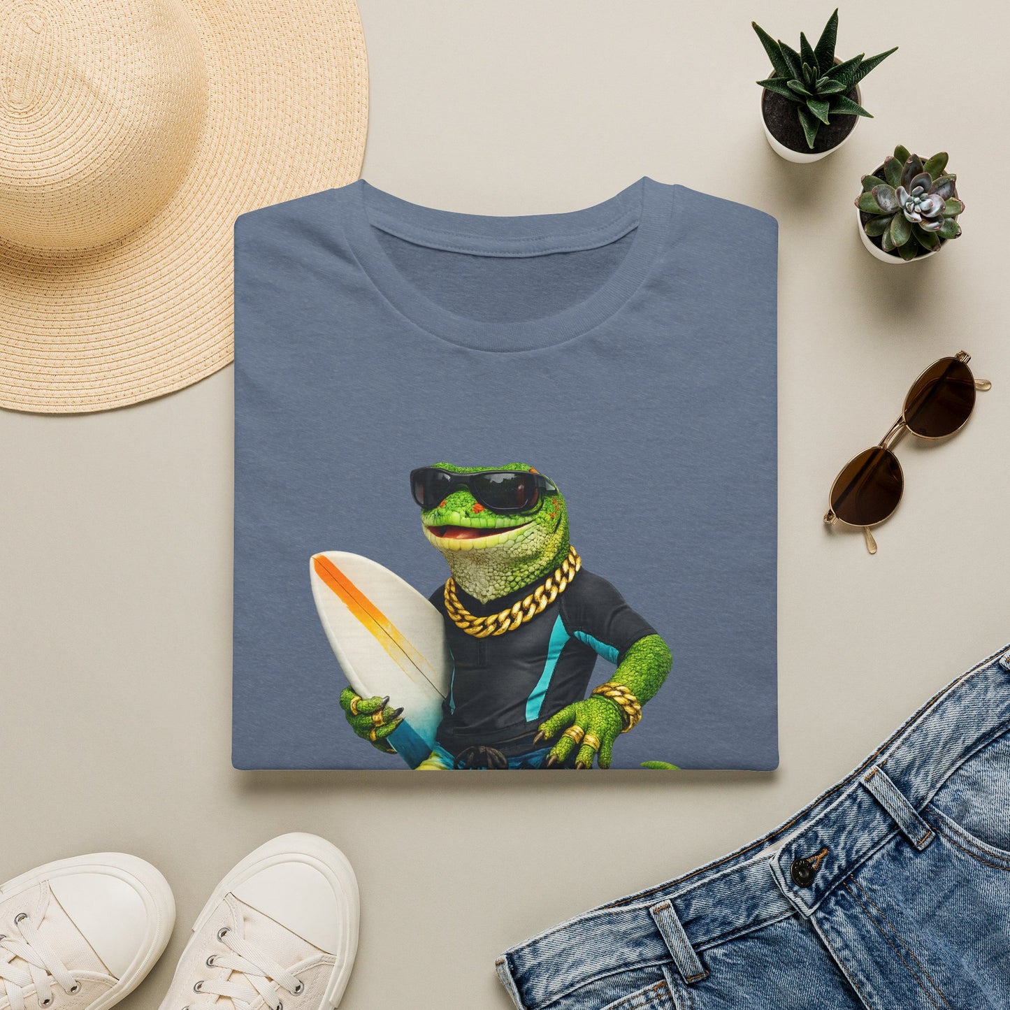 Gold Gecko Co.™ | Scaling Waves | Crested Gecko | Comfort Colors 6500