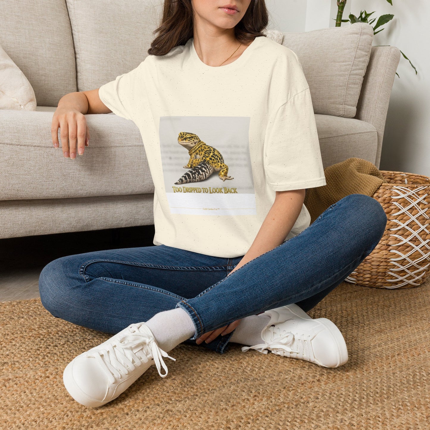Col1101-7-V1-TS-CC6500-TooDrippedToLookBack-Crested-GoldGeckoCo