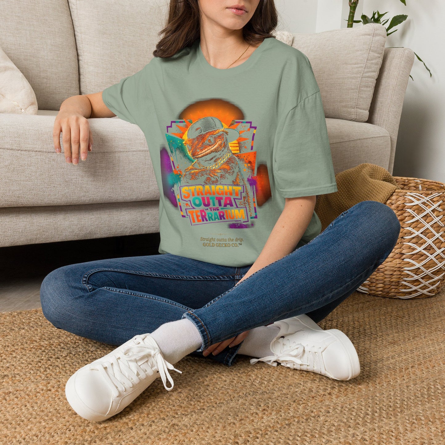 Col1121-02-V2-TS-CC6500-StraightOutta-GoldGeckoCo