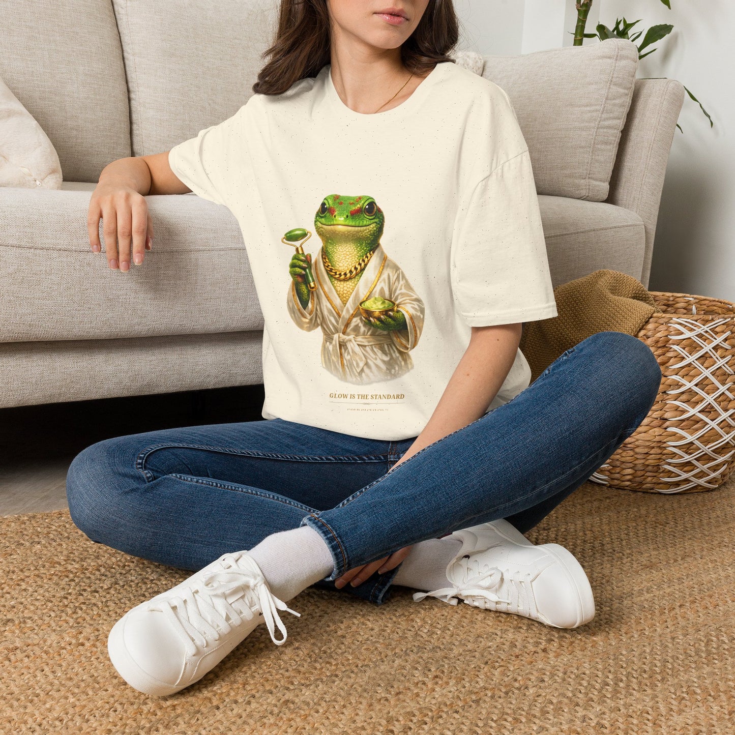 Col1132-1-V1-TS-CC6500-Glow-Day-GoldGeckoCo