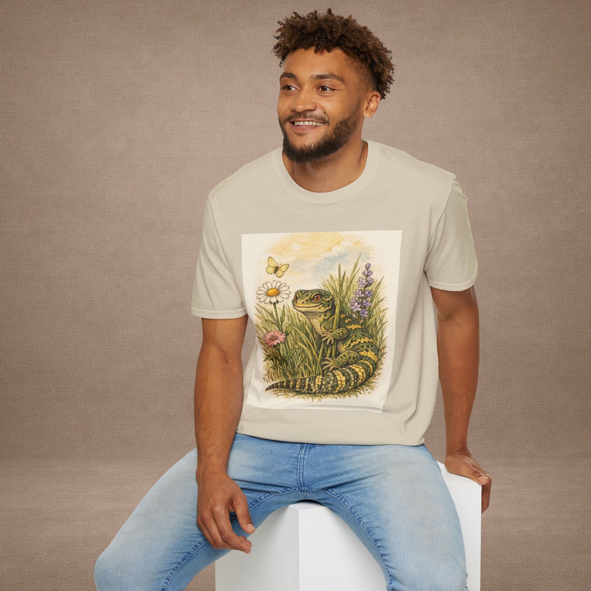 Field of Wildflowers cottagecore gecko t-shirt · Garden Gecko · Gold Gecko Co.