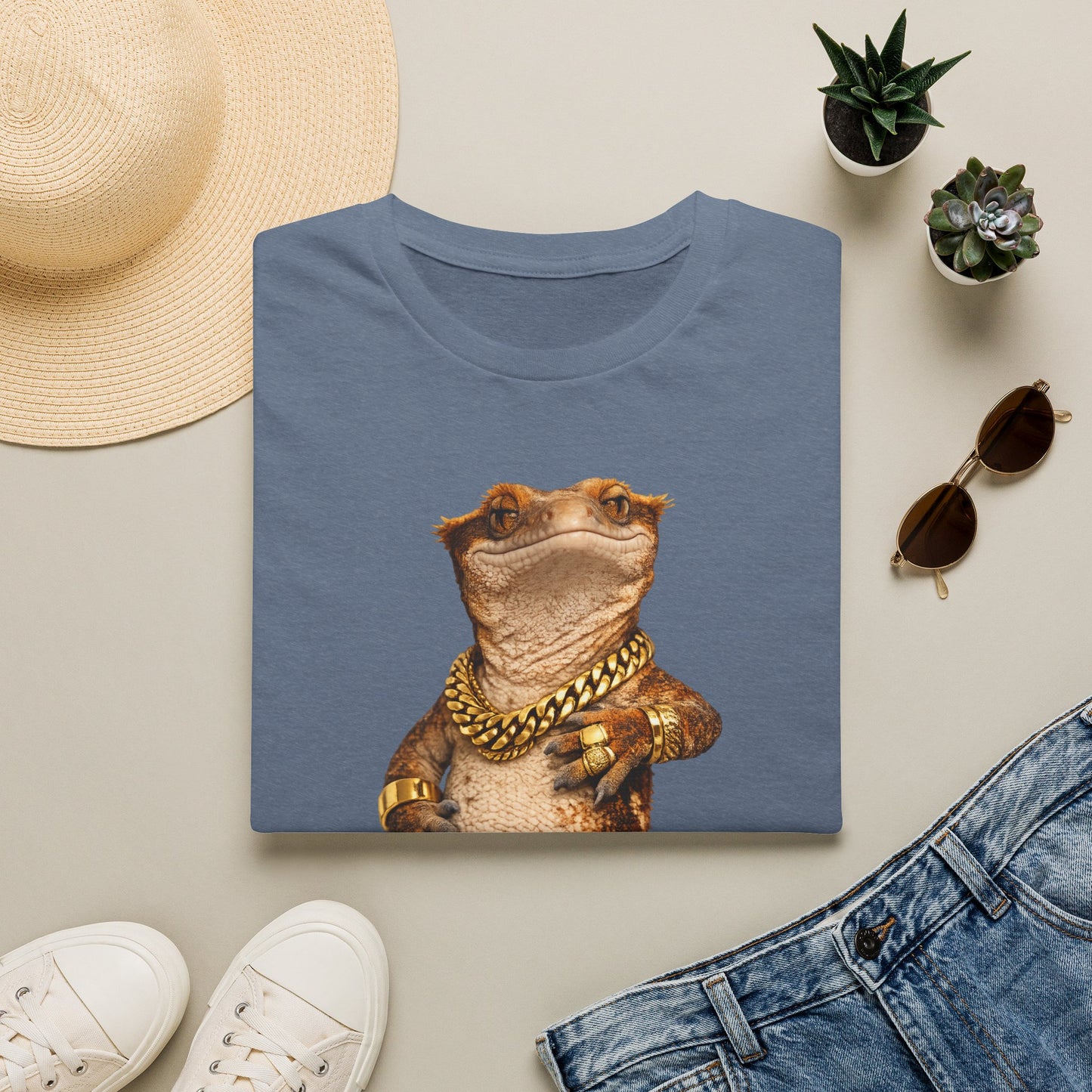 Gold Gecko Co.™ | Ya Llegué | Crested Gecko | Comfort Colors 6500